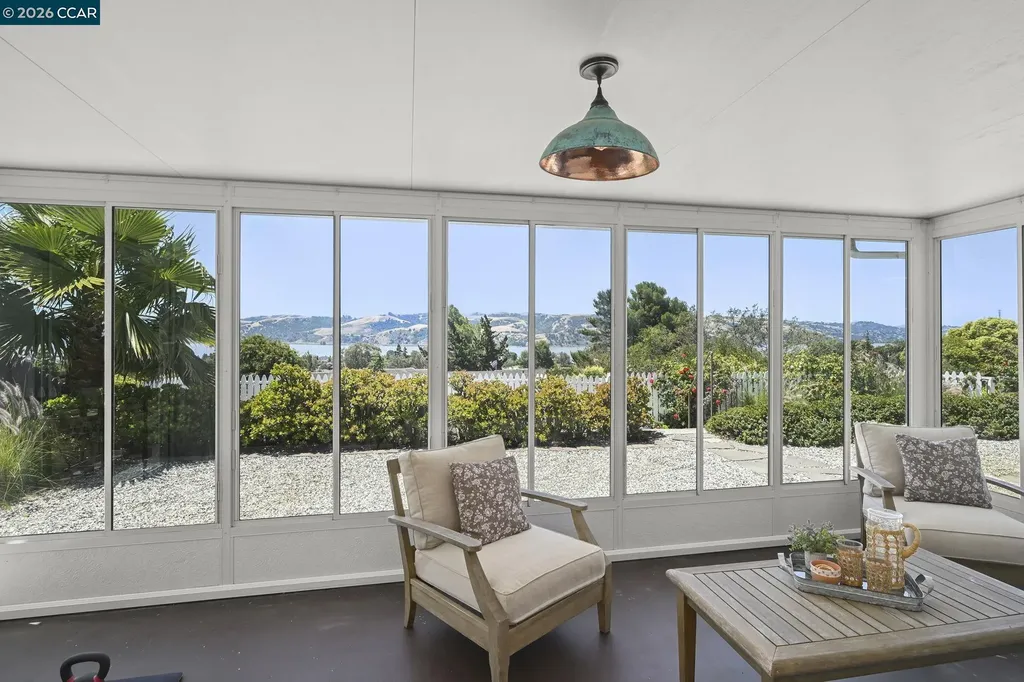 274 James Court Benicia CA 94510