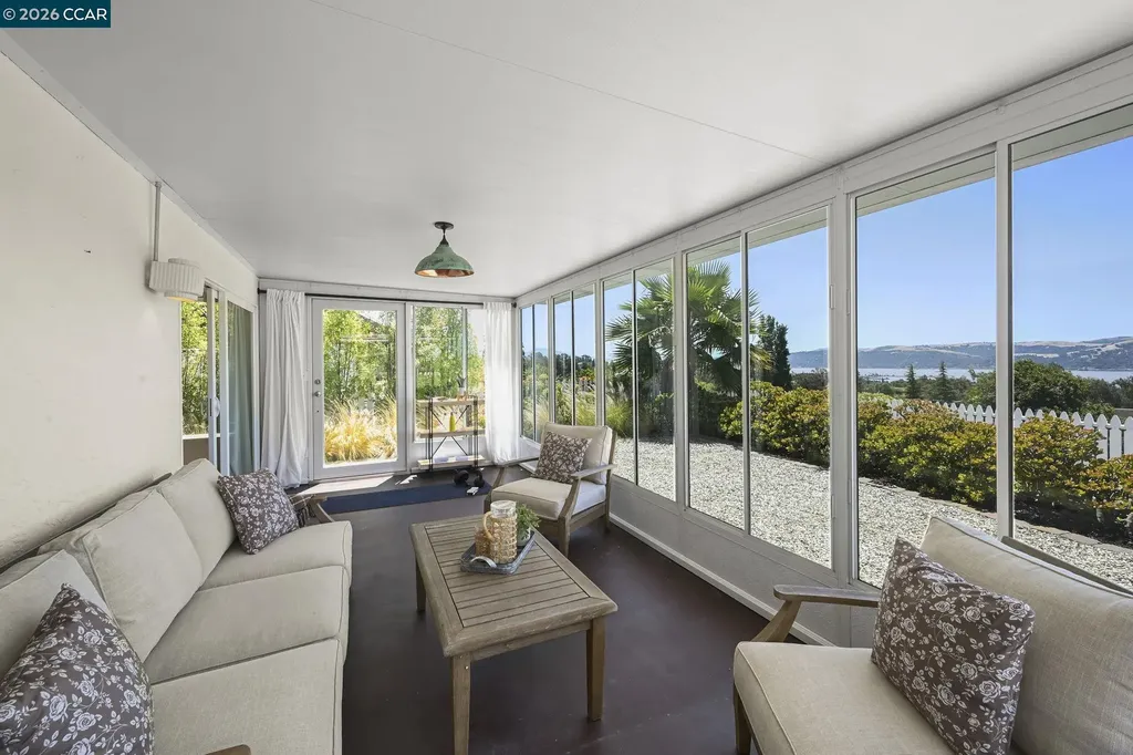 274 James Court Benicia CA 94510