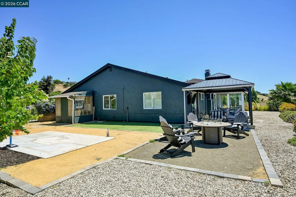 274 James Court Benicia CA 94510