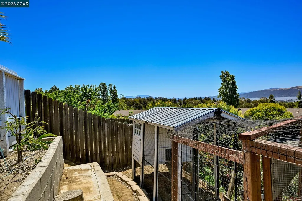 274 James Court Benicia CA 94510