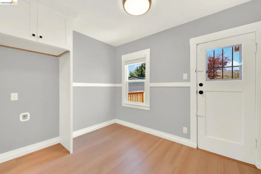 6900 Halliday Avenue Oakland CA 94605
