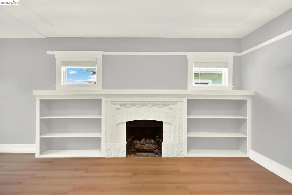 6900 Halliday Avenue Oakland CA 94605