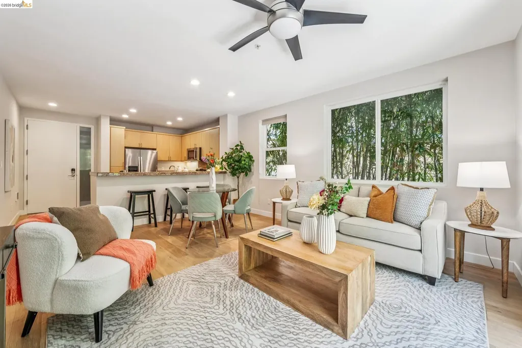 3090 Glascock Street Oakland CA 94601