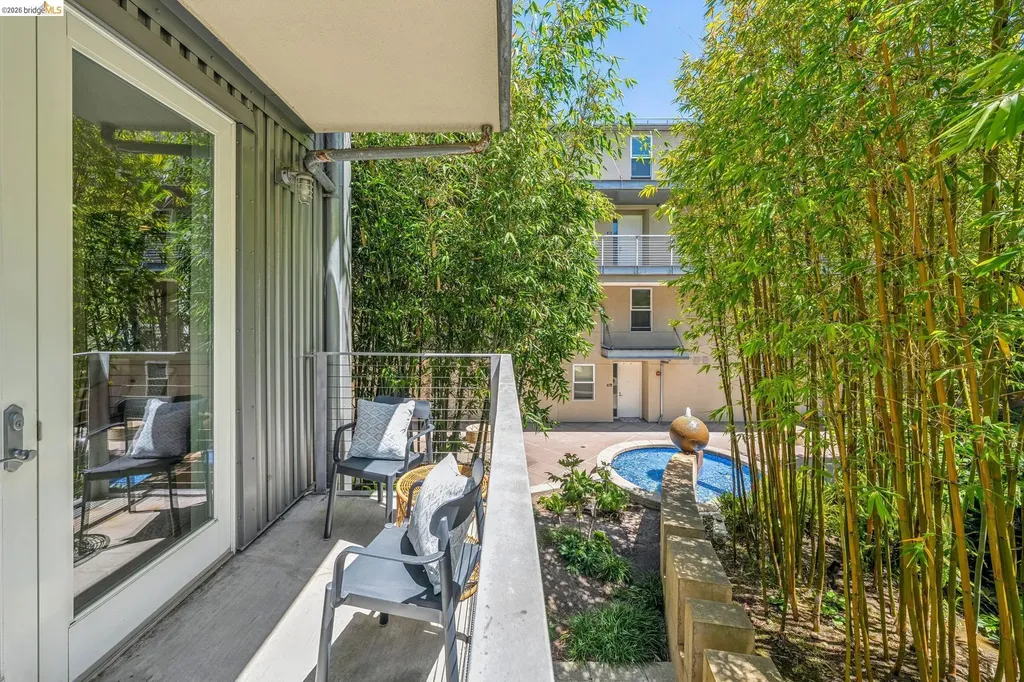 3090 Glascock Street Oakland CA 94601