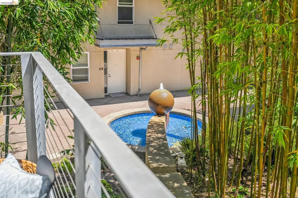 3090 Glascock Street Oakland CA 94601