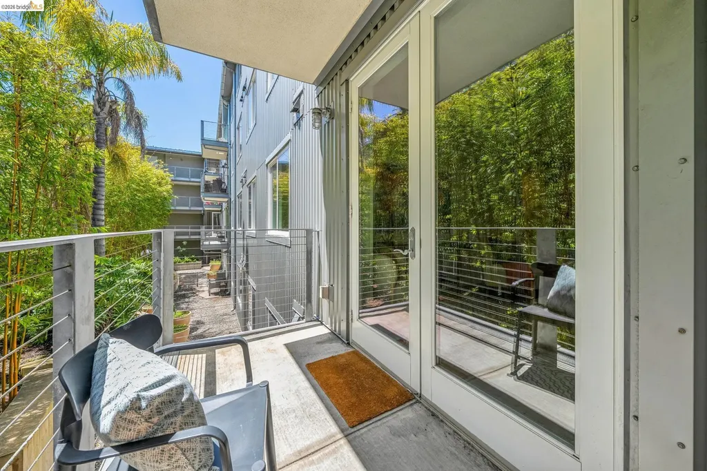 3090 Glascock Street Oakland CA 94601