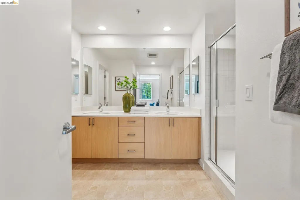 3090 Glascock Street Oakland CA 94601