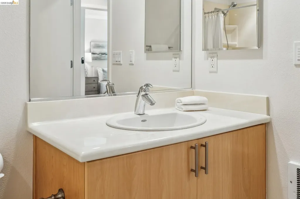 3090 Glascock Street Oakland CA 94601