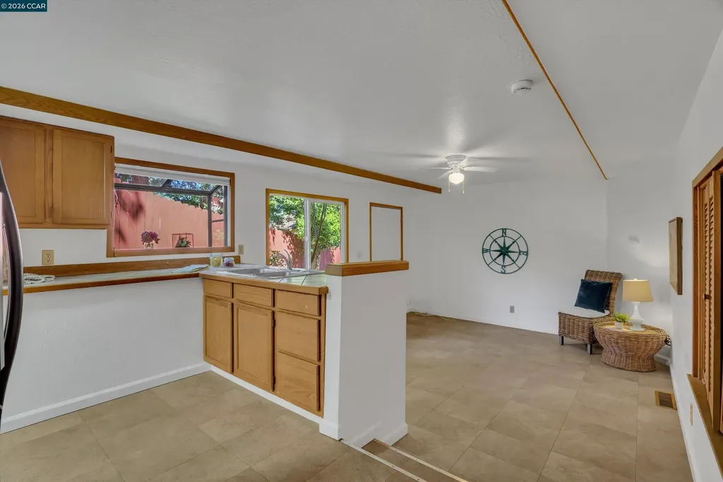 2271 Yale Street Martinez CA 94553