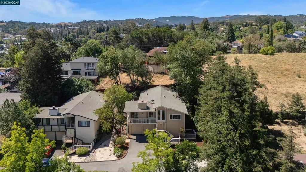 2271 Yale Street Martinez CA 94553