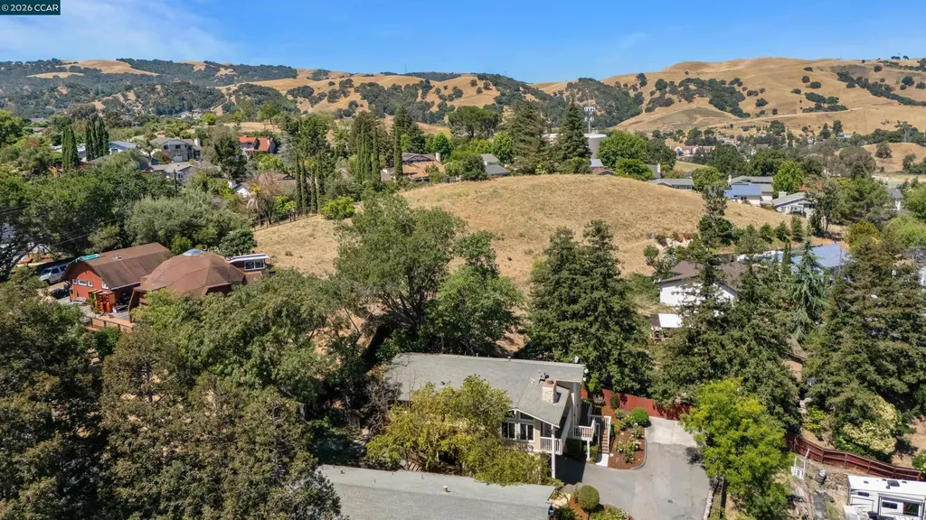 2271 Yale Street Martinez CA 94553