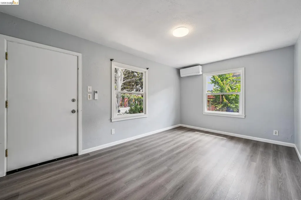 18 Bissell Avenue Richmond CA 94801