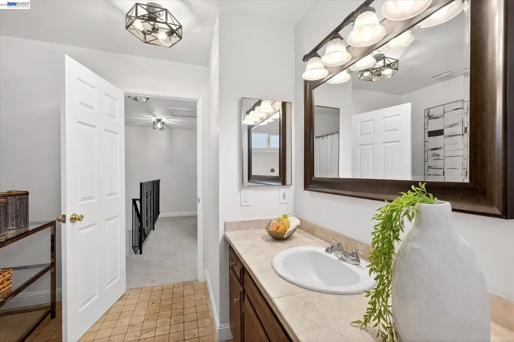 108 Summerwood Place Concord CA 94518