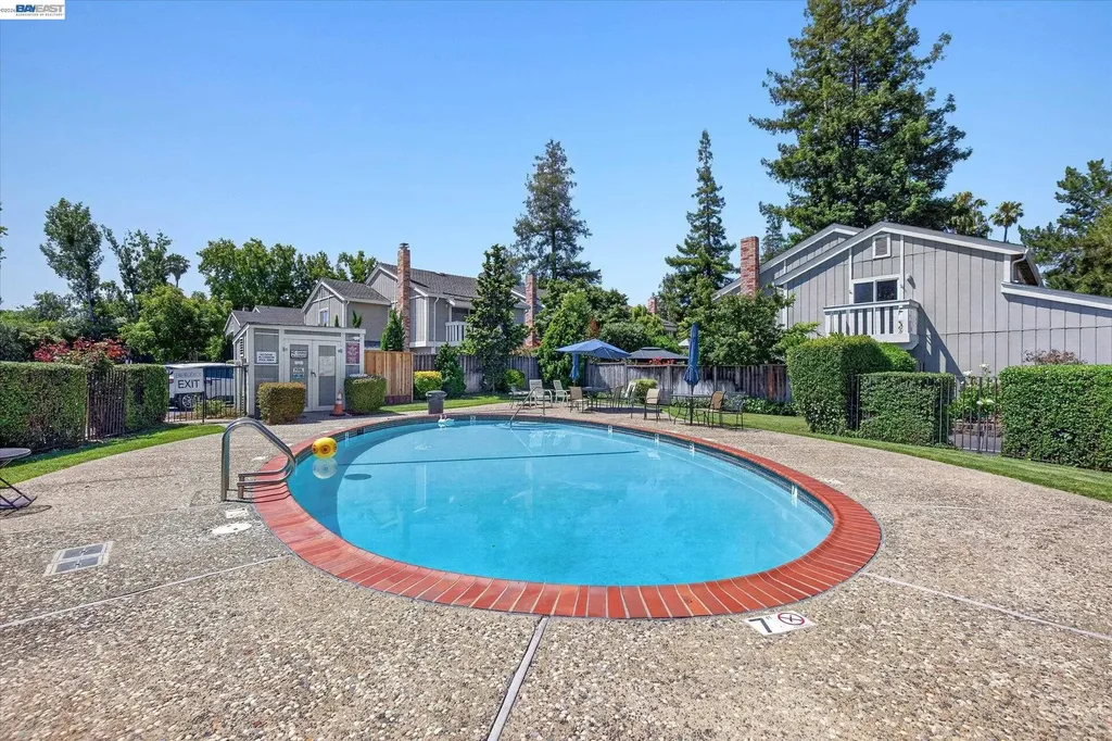 108 Summerwood Place Concord CA 94518
