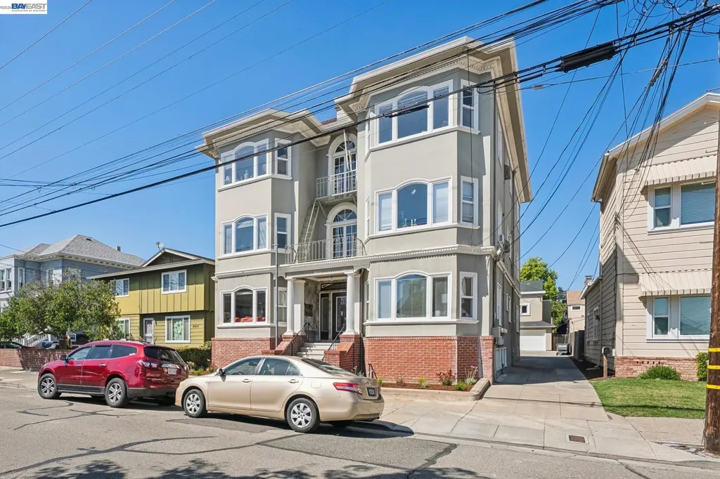 2021 Clinton Avenue Alameda CA 94501