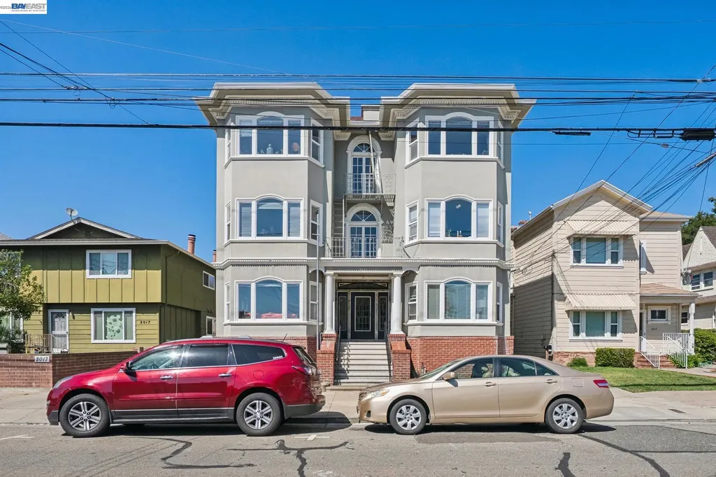 2021 Clinton Avenue Alameda CA 94501