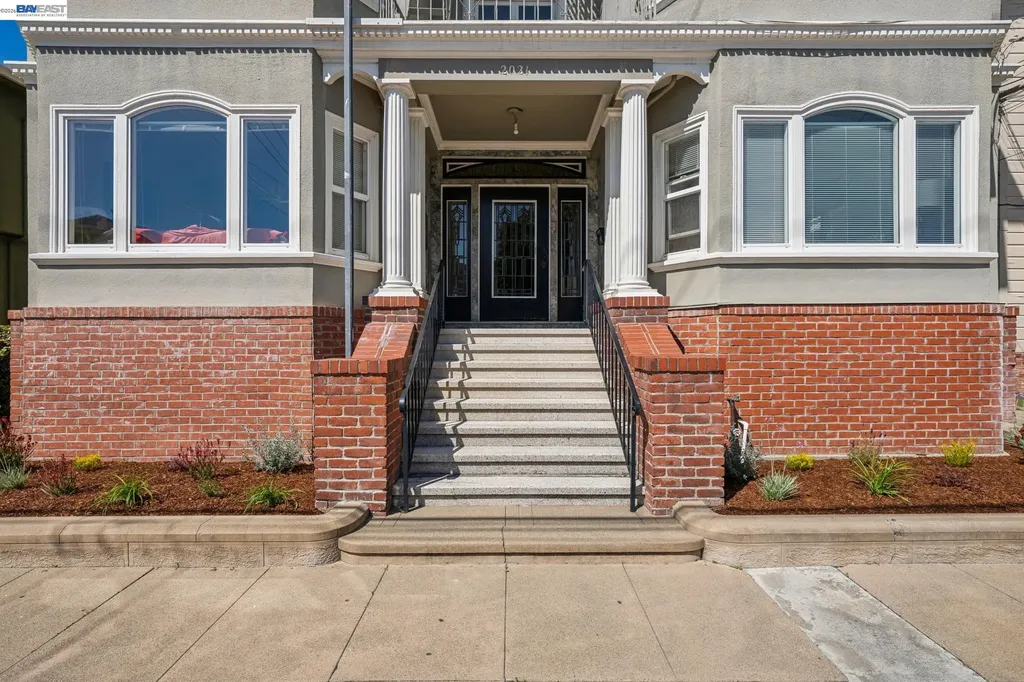 2021 Clinton Avenue Alameda CA 94501