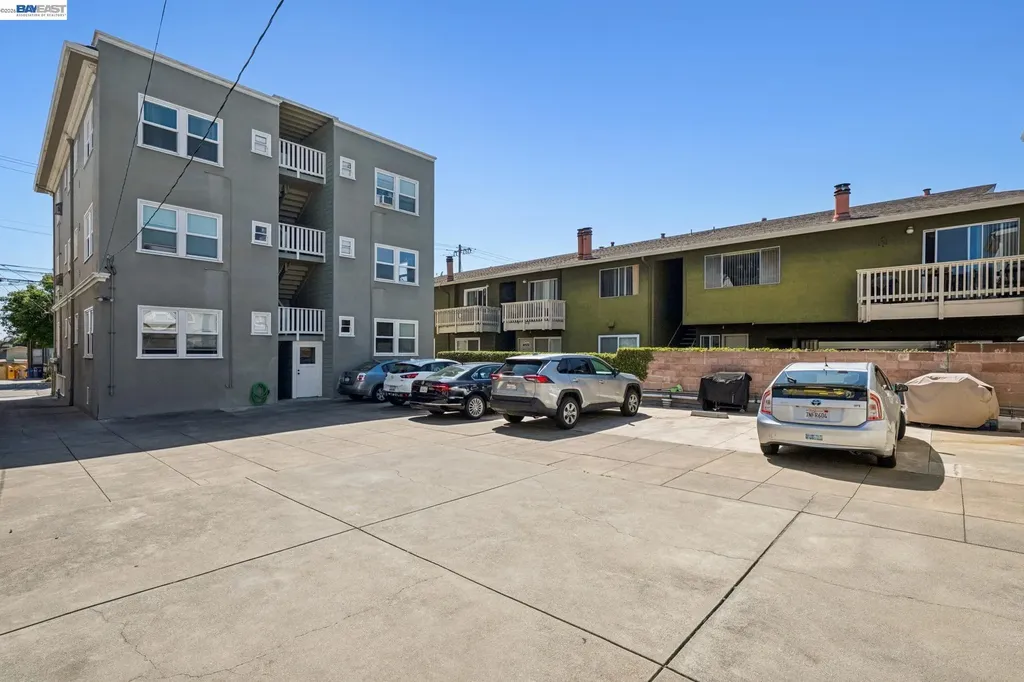 2021 Clinton Avenue Alameda CA 94501