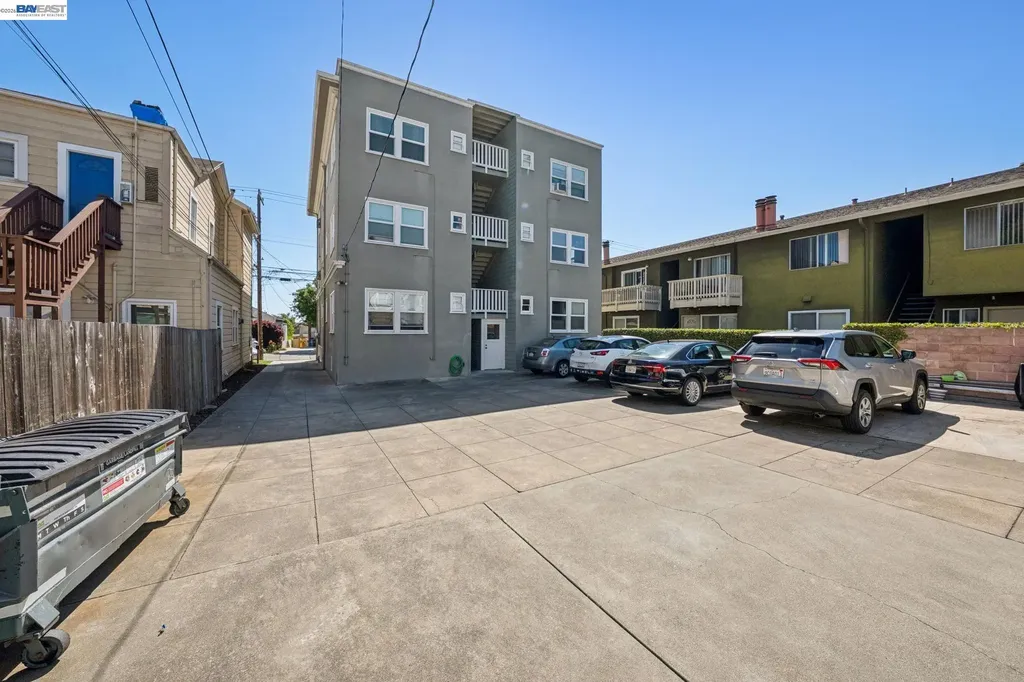 2021 Clinton Avenue Alameda CA 94501