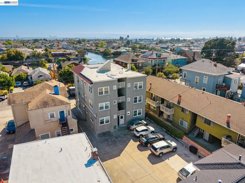 2021 Clinton Avenue Alameda CA 94501