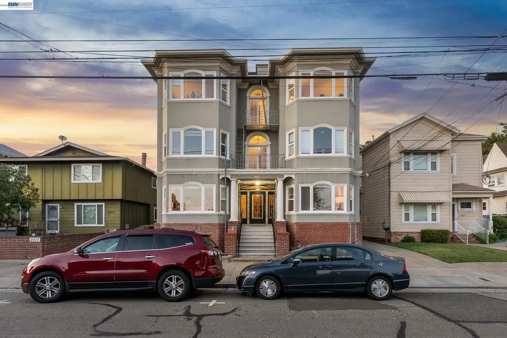 2021 Clinton Avenue Alameda CA 94501