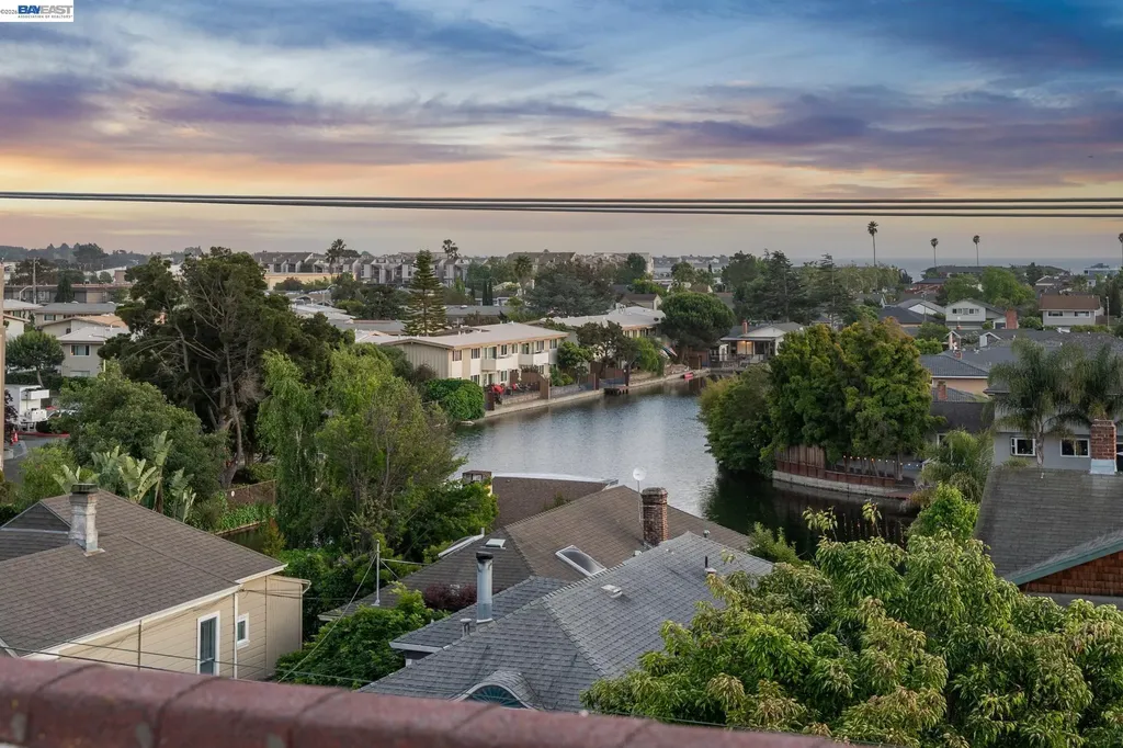 2021 Clinton Avenue Alameda CA 94501