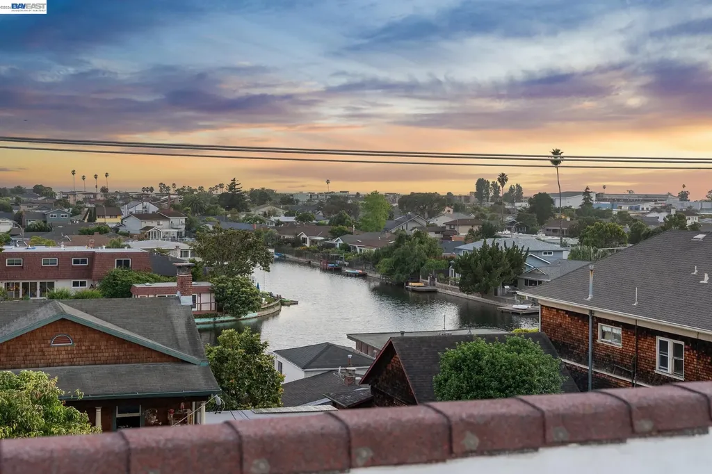 2021 Clinton Avenue Alameda CA 94501