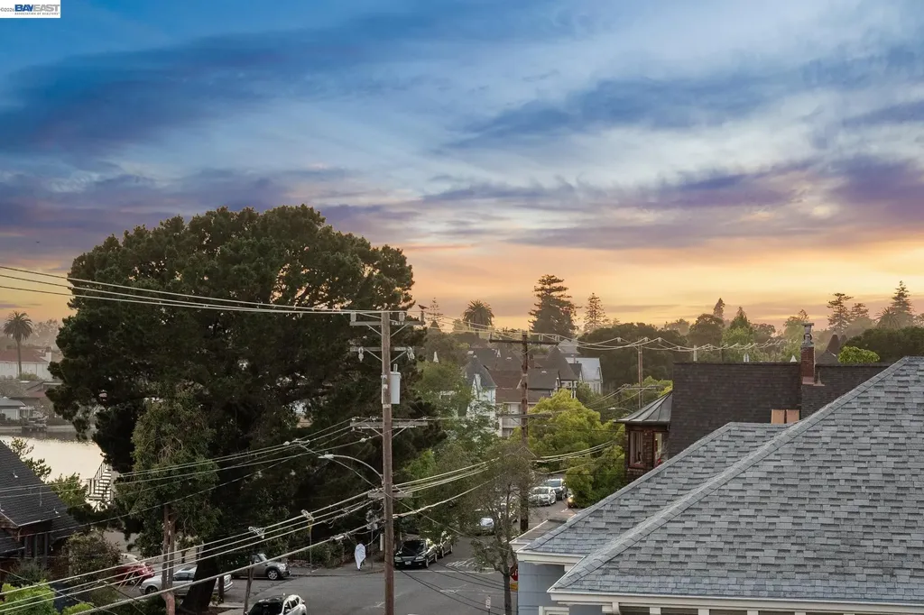 2021 Clinton Avenue Alameda CA 94501