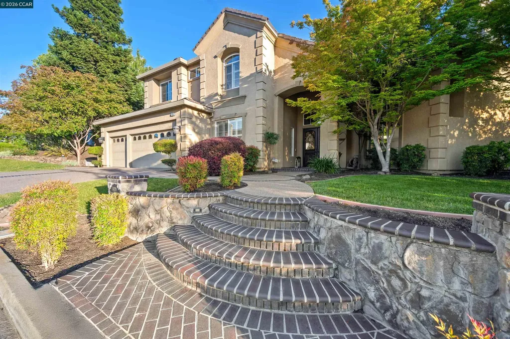 1020 Pebble Beach Drive Clayton CA 94517