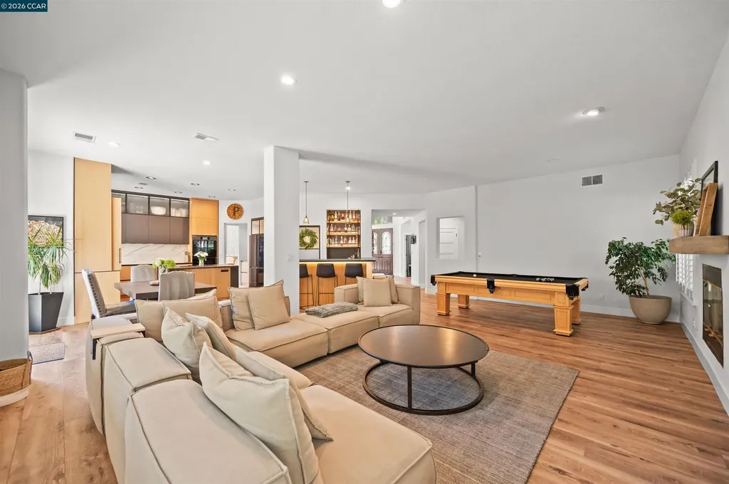 1020 Pebble Beach Drive Clayton CA 94517