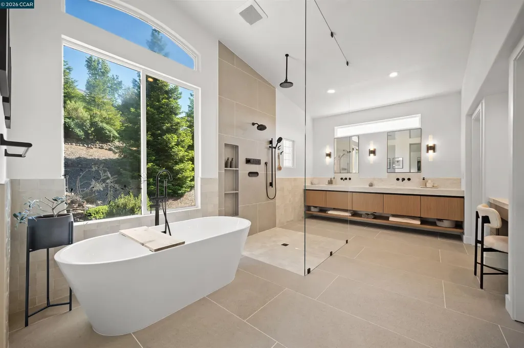 1020 Pebble Beach Drive Clayton CA 94517