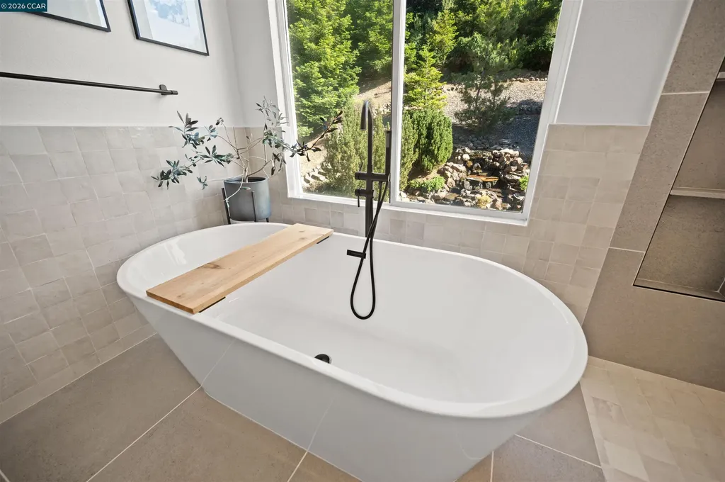 1020 Pebble Beach Drive Clayton CA 94517
