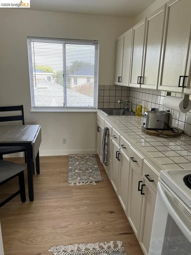 1728 7th Street Berkeley CA 94710