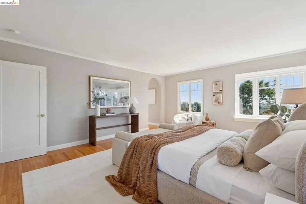 893 Glendome Circle Oakland CA 94602