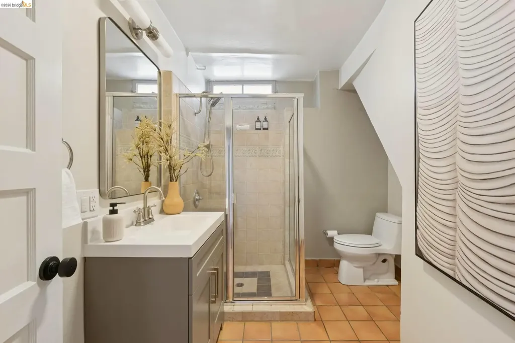 893 Glendome Circle Oakland CA 94602
