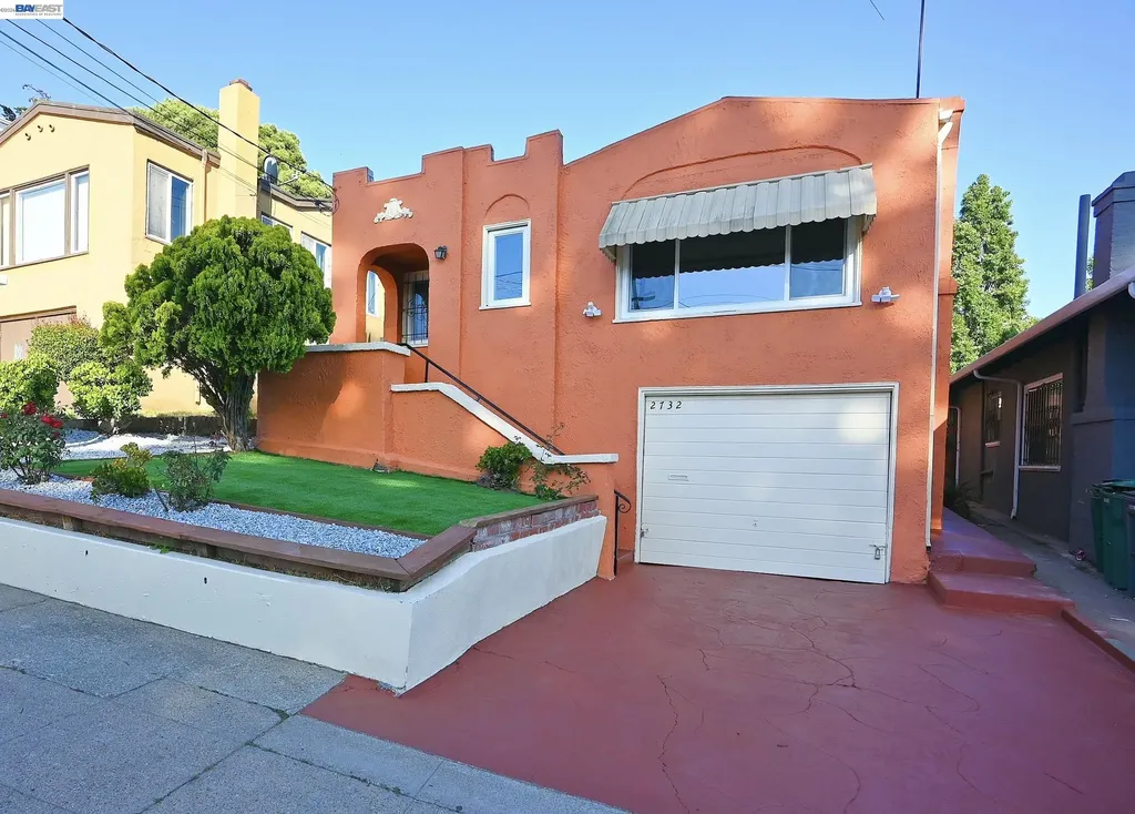 2732 Garden Street Oakland CA 94601