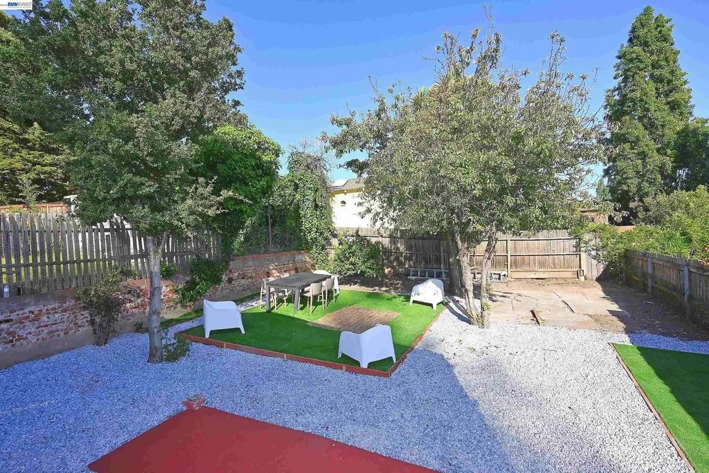 2732 Garden Street Oakland CA 94601
