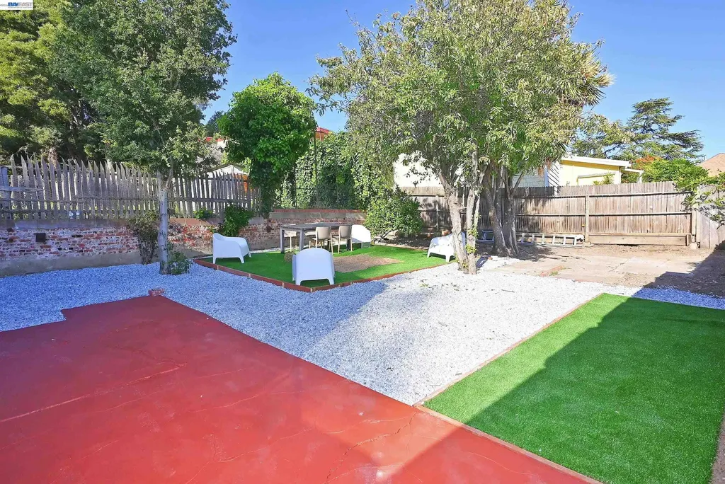 2732 Garden Street Oakland CA 94601