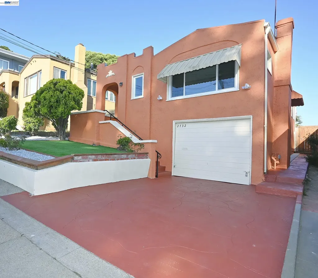 2732 Garden Street Oakland CA 94601