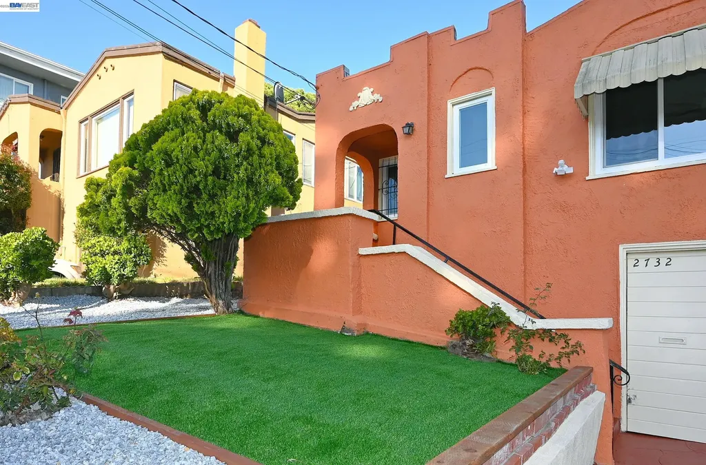 2732 Garden Street Oakland CA 94601