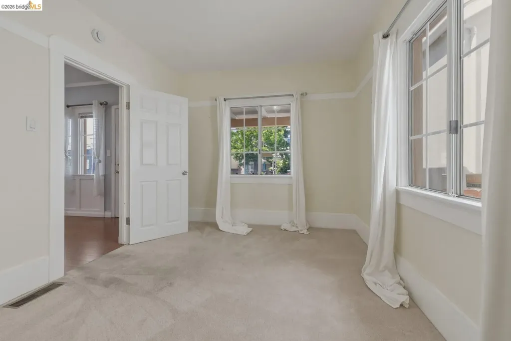 340 Foothill Boulevard Oakland CA 94606