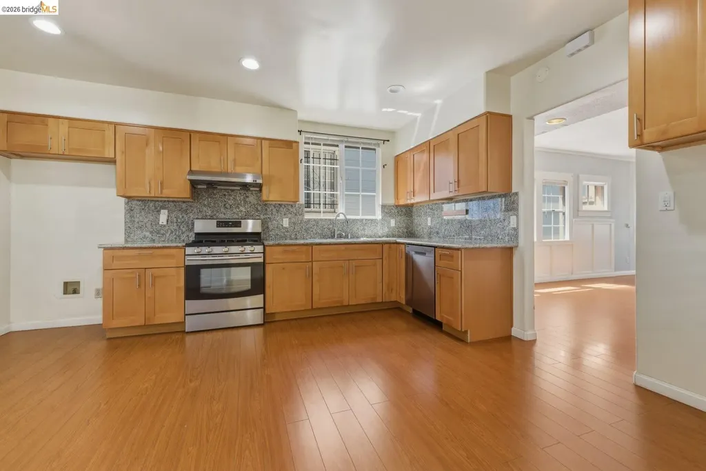 340 Foothill Boulevard Oakland CA 94606