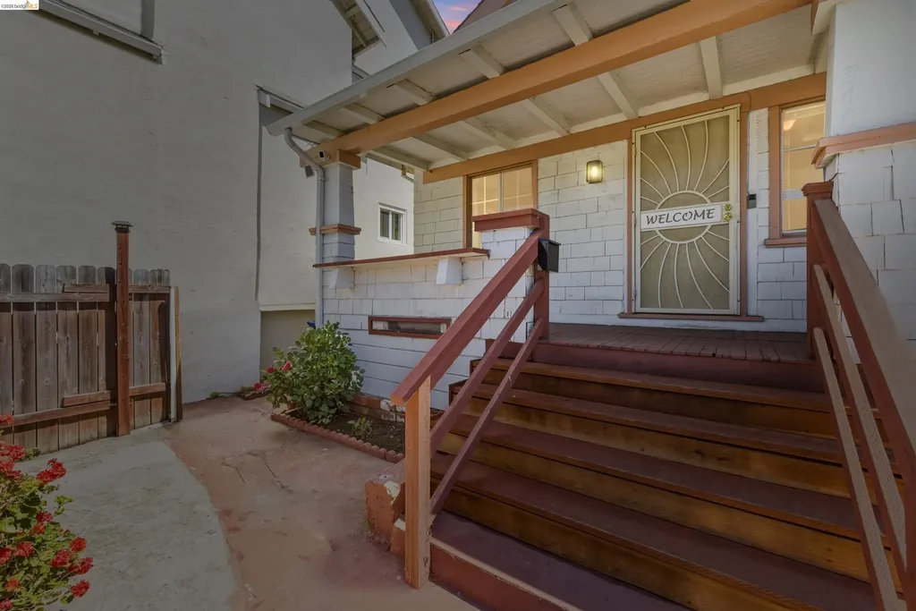 340 Foothill Boulevard Oakland CA 94606