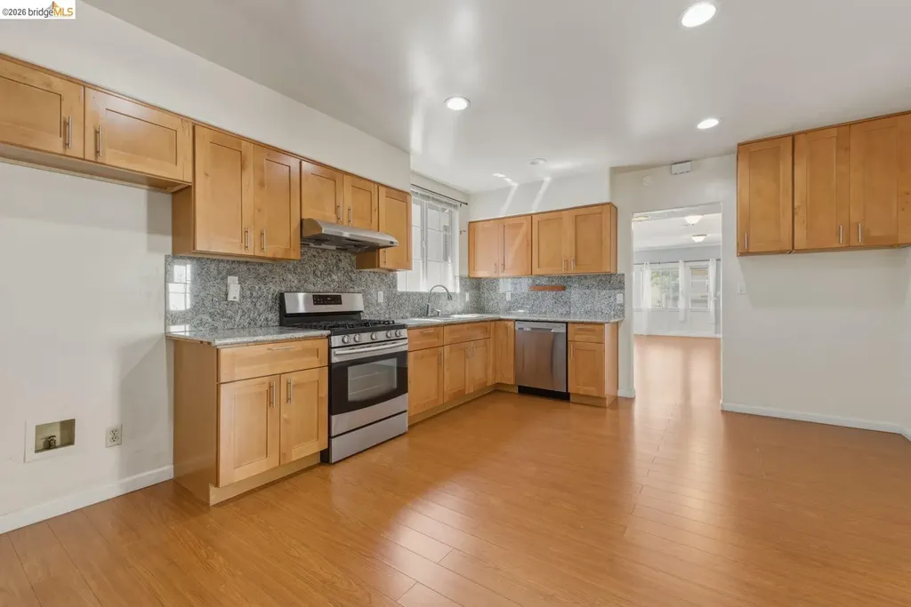 340 Foothill Boulevard Oakland CA 94606