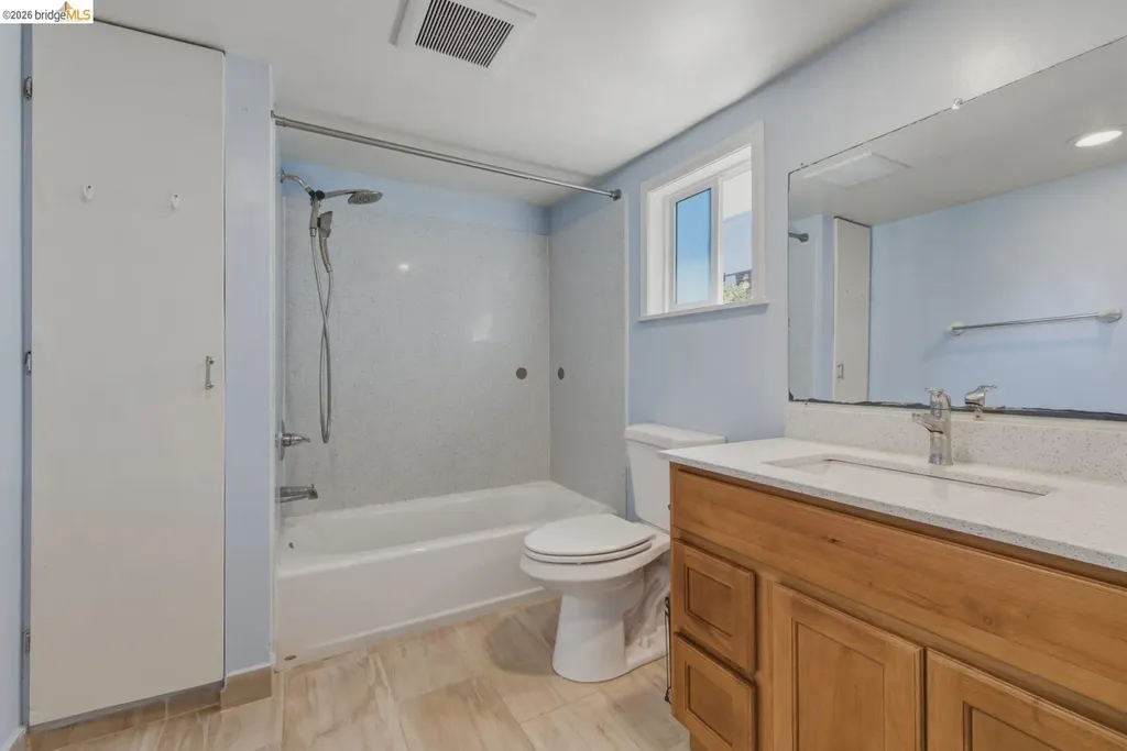340 Foothill Boulevard Oakland CA 94606