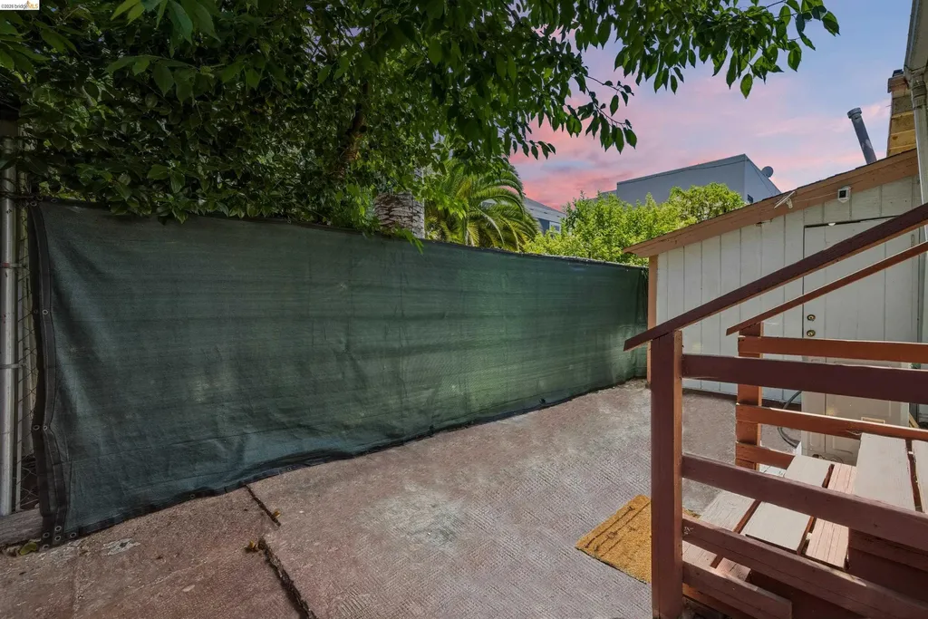 340 Foothill Boulevard Oakland CA 94606