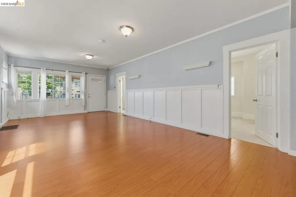 340 Foothill Boulevard Oakland CA 94606