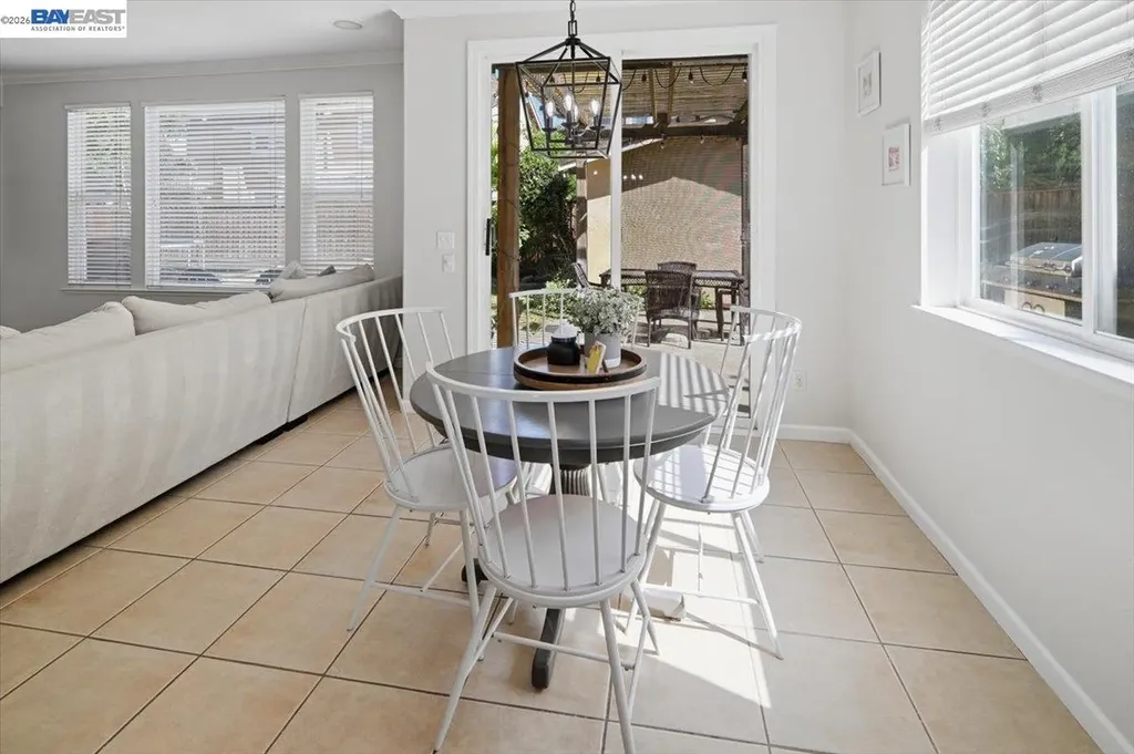 782 Redhaven Street Brentwood CA 94513