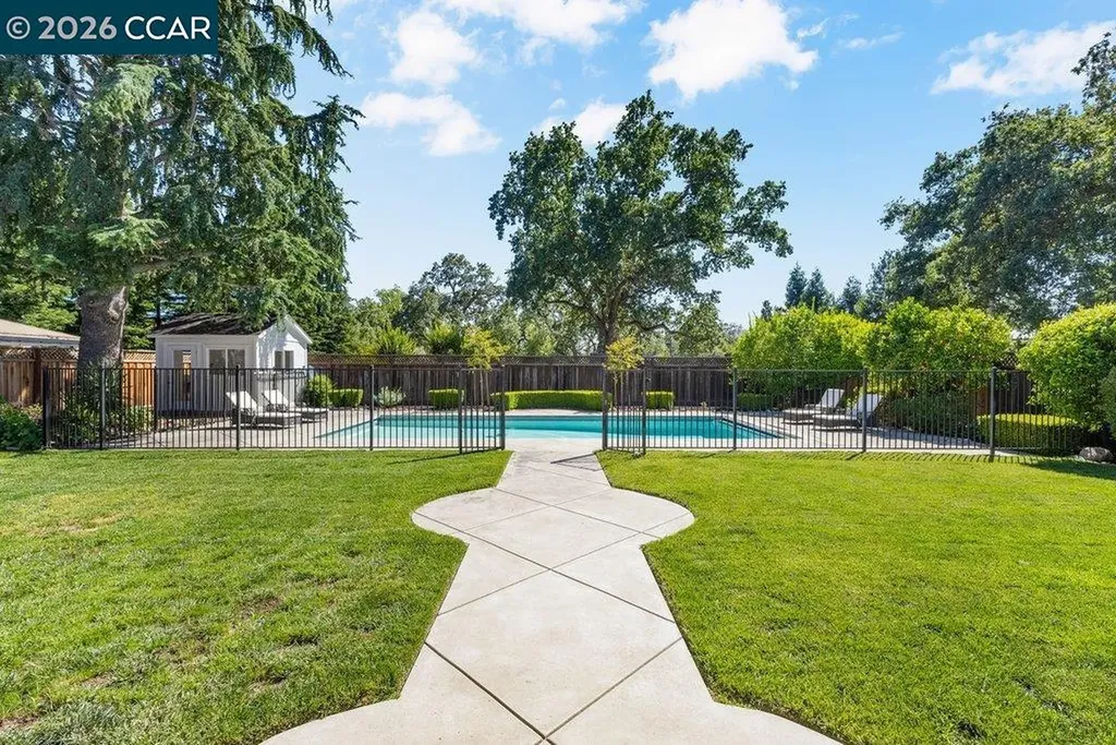102 Belgian Drive Danville CA 94526