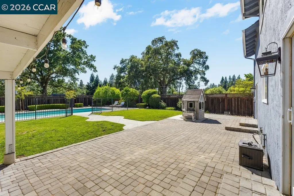 102 Belgian Drive Danville CA 94526